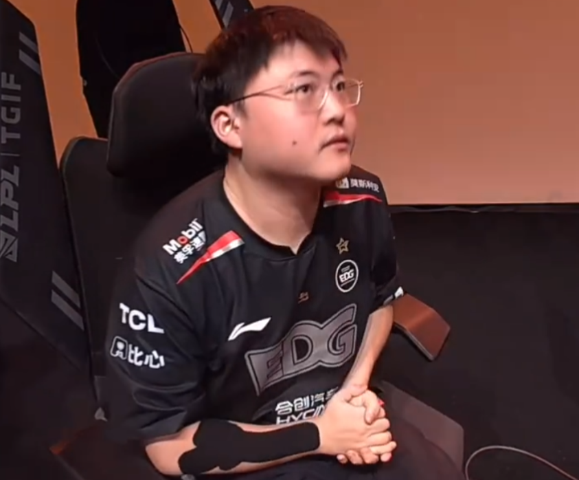  uzi在中国的地位 开云app下载