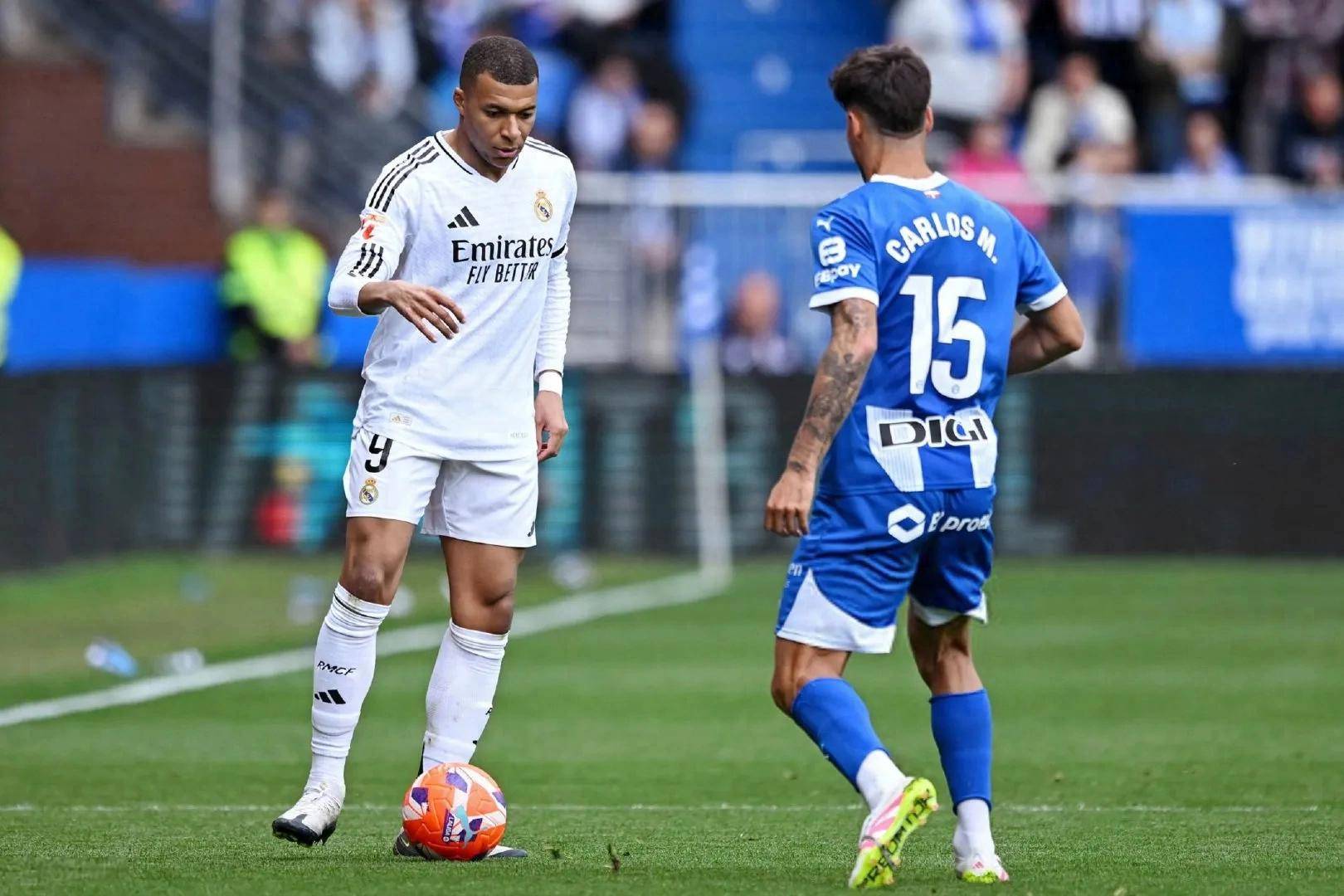 包含阿森纳内部会议纪要流出：集结日强势反弹，国王杯使命明确，身体对抗强度拉满的词条