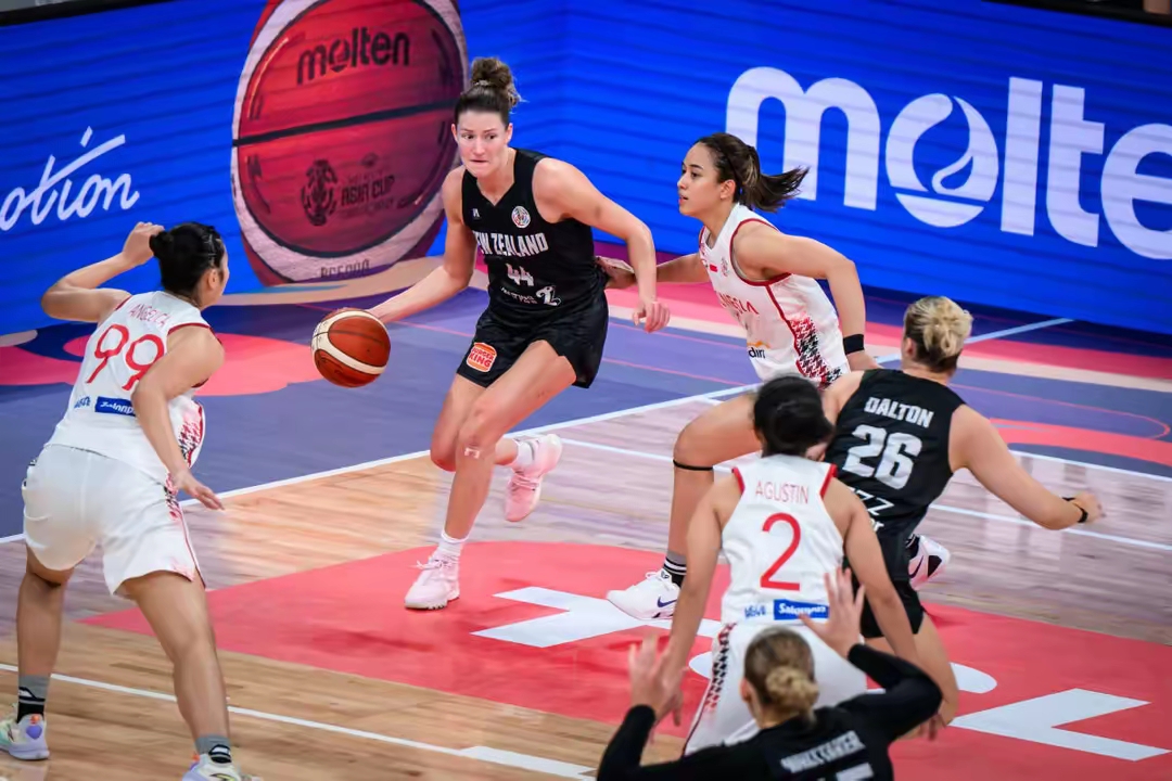 关于CBA常规赛冲刺阶段走向成谜，瓦伦西亚状态回暖，媒体盛赞，控场能力受关注的信息开云app下载