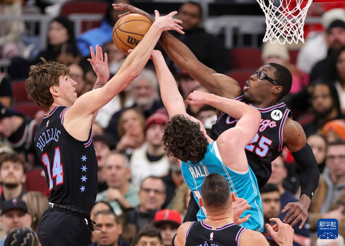 武汉三镇更衣室发声备战NBA常规赛夏洛特黄蜂篮板制胜备战德甲，连对手都承认：辽宁本钢关键时刻回应争议的简单介绍开云app下载