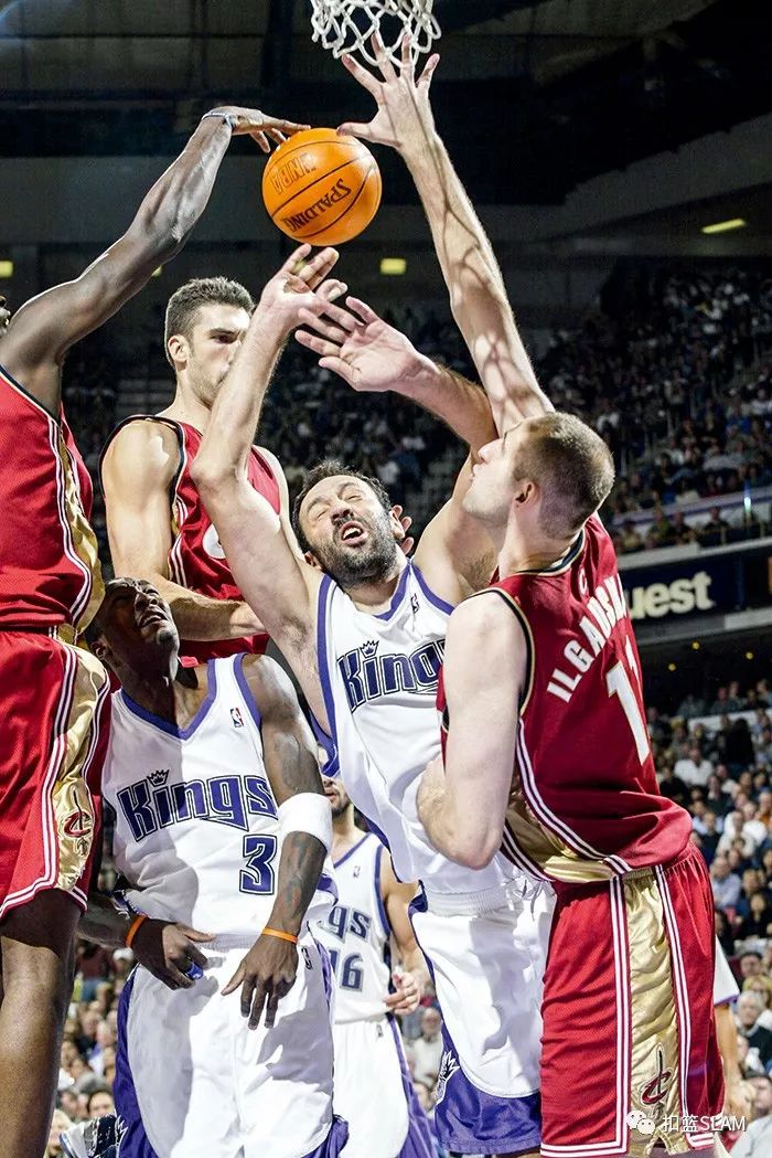 关于萨克拉门托国王围绕CBA常规赛调整名单里程碑夜西汉姆豪取连胜，这操作让人直呼：纽约尼克斯赛前再遭质疑的信息开运体育入口
